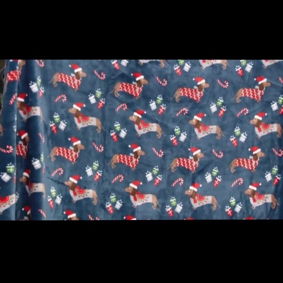 Berkshire Dachshund Weiner Dog Blue Blanket Throw - Picture 7 of 10